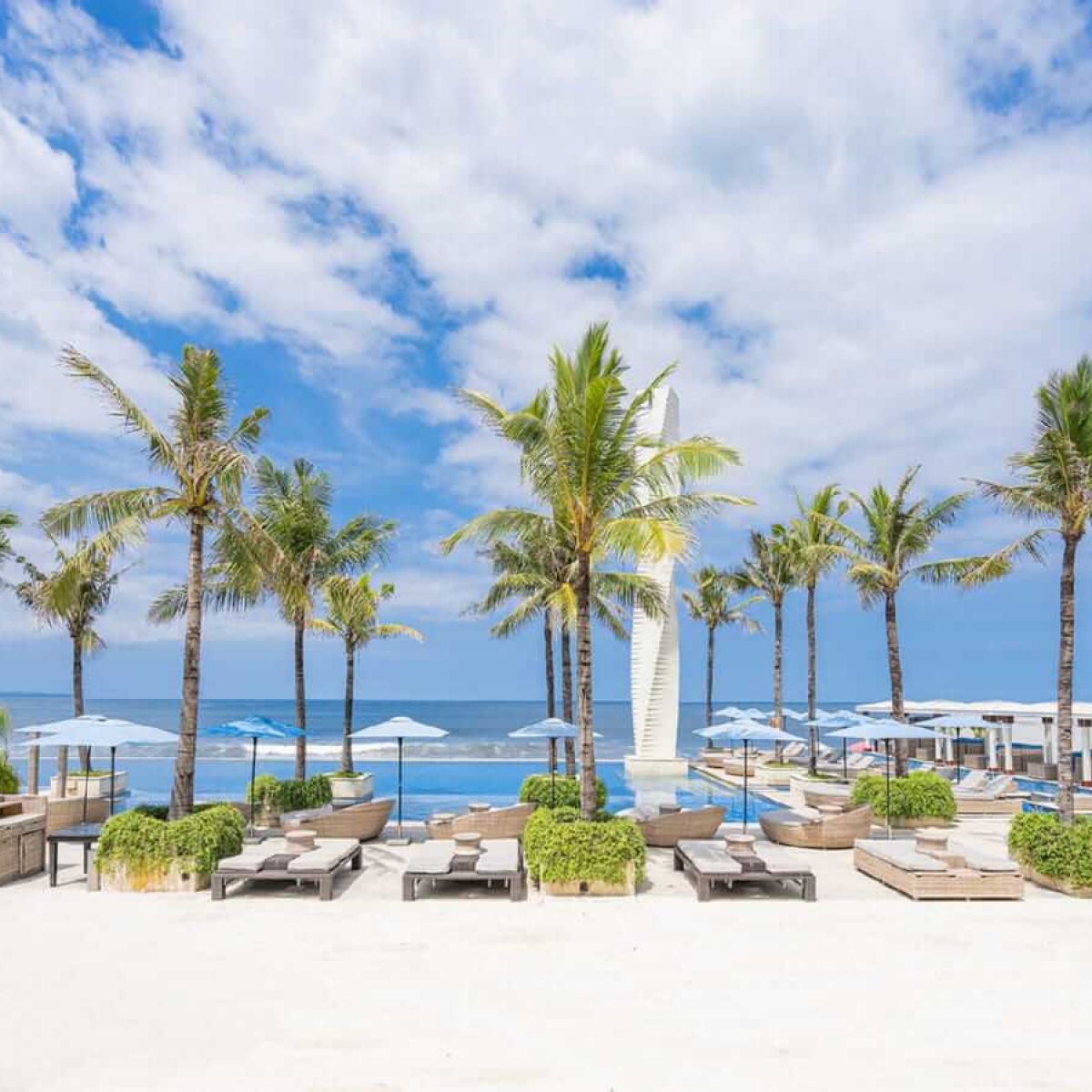 lv8 resort hotel room