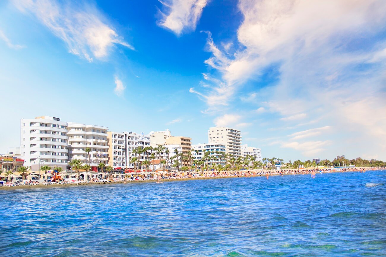 Larnaca - resort town of Cyprus: hotels, restaurants, attractions, transport