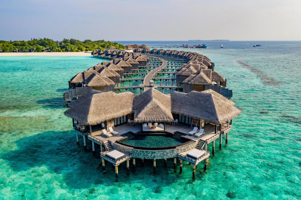 Villas avec piscine à débordement aux Maldives