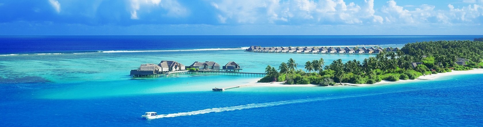 How to fly from UAE to Maldives: airlines, hotels, tips