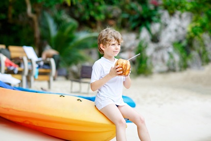 Activités pour les enfants aux Maldives : que faire pendant des vacances en famille