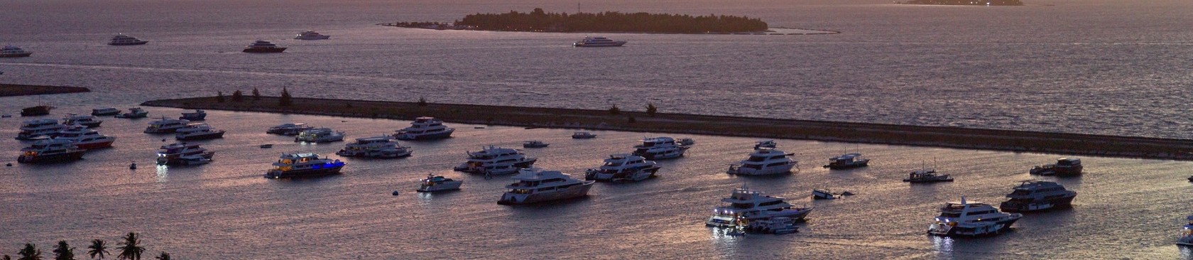 Maldives hotels with speedboat transfer: 14 resorts
