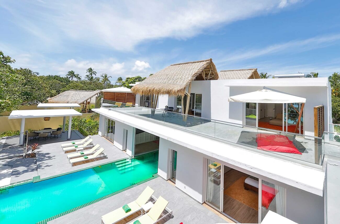 Maldives villas for 6-8 adults