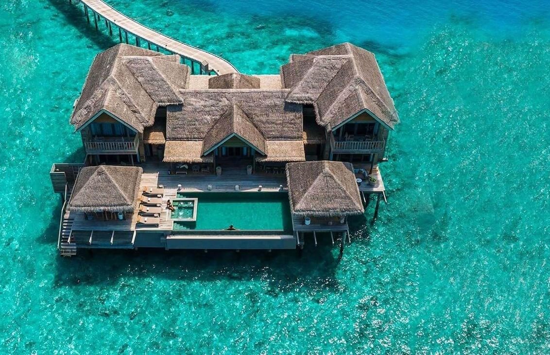 Maldives hotels for 15-20 thousand for a week for two