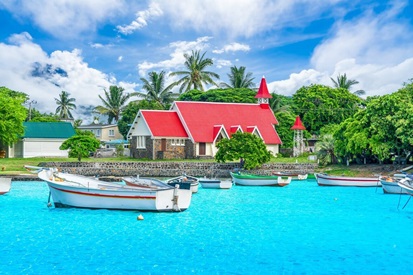 Mauritius for New Year and Christmas: features of the local winter, where to stay, what to try, what to be prepared for