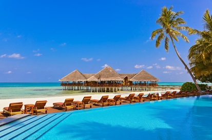 Какие отели Мальдив посетить зимой 2024