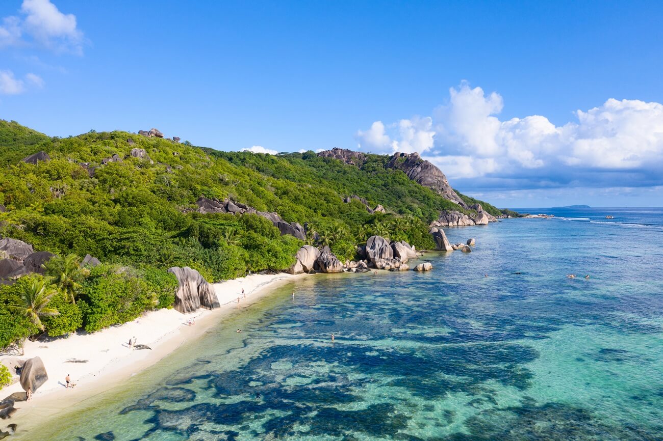 In the Seychelles: how to get there, what to see and where to stay