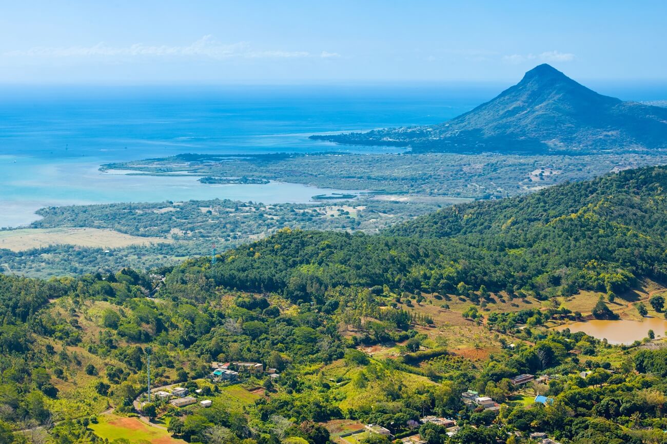 Comment se rendre à l'île Maurice : d'où vaut-il mieux partir et transfert de l'aéroport à l'hôtel