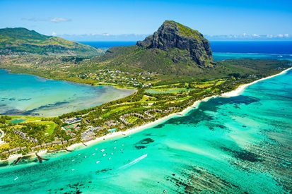 Les Maldives ou l’île Maurice : quelle destination choisir pour les vacances