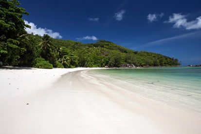 Parc national de Port Launay à Mahé : plages, activités et comment le visiter